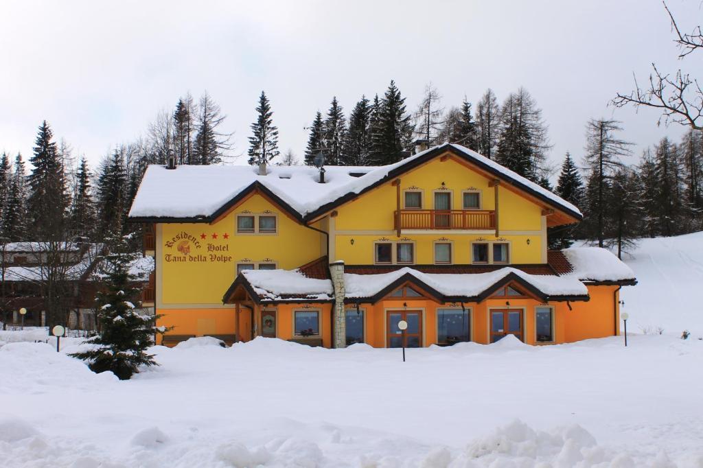 Tana Della Volpe Aparthotel Lavarone Esterno foto